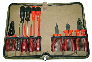 картинка Набор электрика 12 пр. пенал Skrab /42022/ от компании Иж-туд